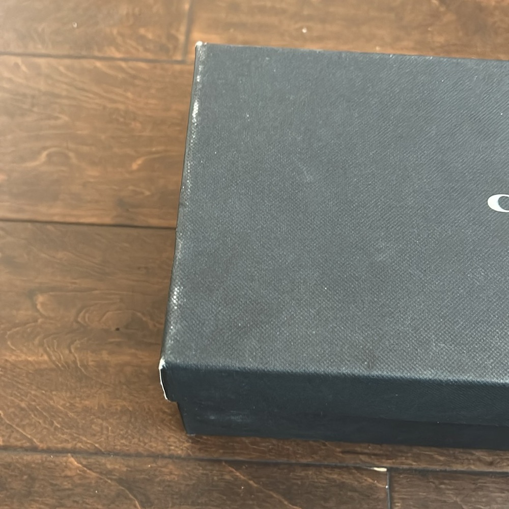 Coach empty shoe box Sz 8 - Picture 2 of 4